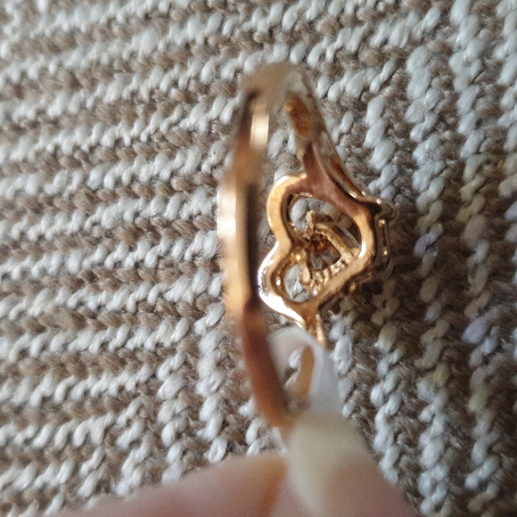 NEW. Sz.5, Vintage. Petite Heart CZ Goldtone Ring Lady Remington - Picture 8 of 13